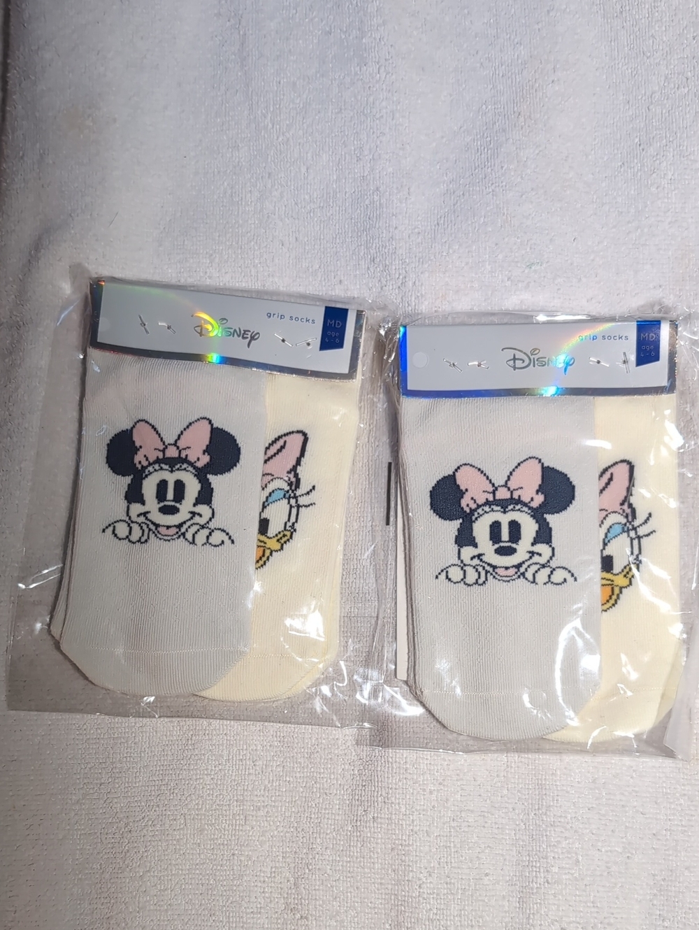 DISNEY Girl's Grip Socks - Minnie Mouse & Daisy Duck -  Age 4-6 - 2 Sets